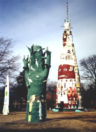 2002-02-02 2 Totem pole, Foyil, Oklahoma