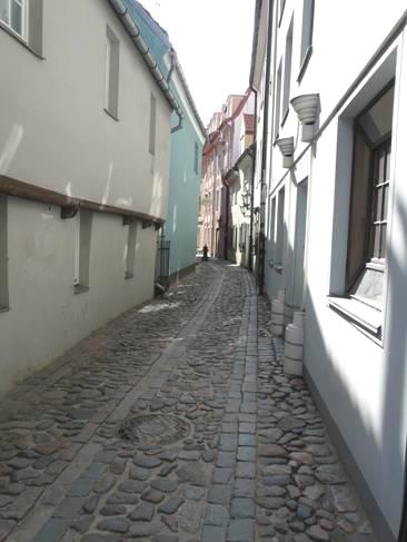 2012-07-18_1634__8374A an old street, Riga, Latvia.JPG