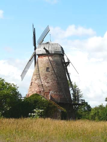 2012-07-17_1124__8326A Windmill, Peterlauki, Latvia.JPG