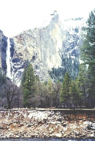 2002-03-14 4  Bridal Veil Falls, Yosemite Falls, California